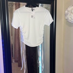 HM Divided Scrunch side tie Top Medium